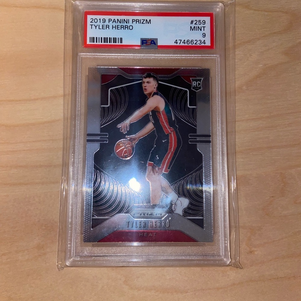 Tyler Herro Panini Prizm Base Rookie Cards PSA 9 2019 #259